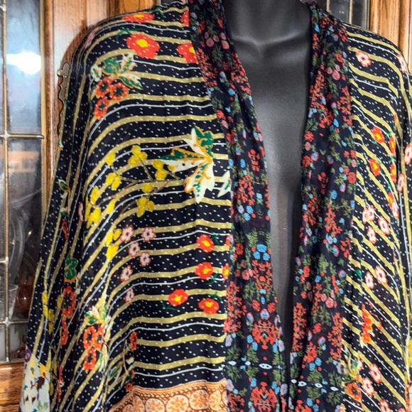 Anthropologie floral kimono lightweight mixed-print bohemian design - Picture 6 of 8
